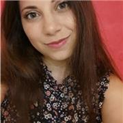 Neolaureata magistrale in Lingue straniere impartisce ripetizioni di inglese per alunni di scuole elementari, medie e superiori